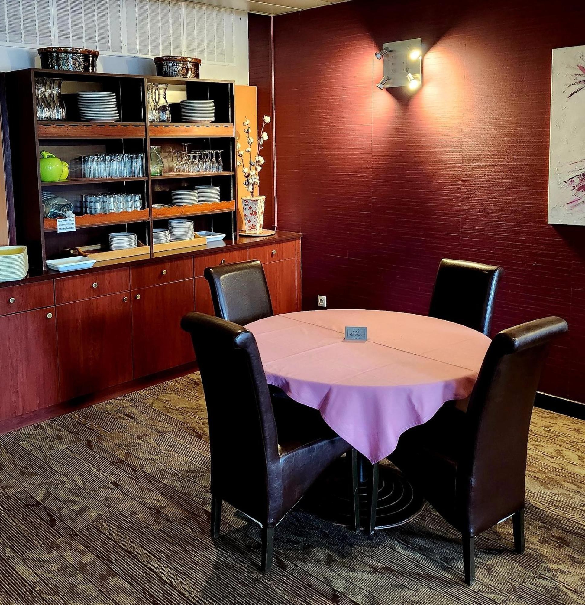 The Originals City, Hotel Le Forum, Strasbourg Nord Schiltigheim Eksteriør billede