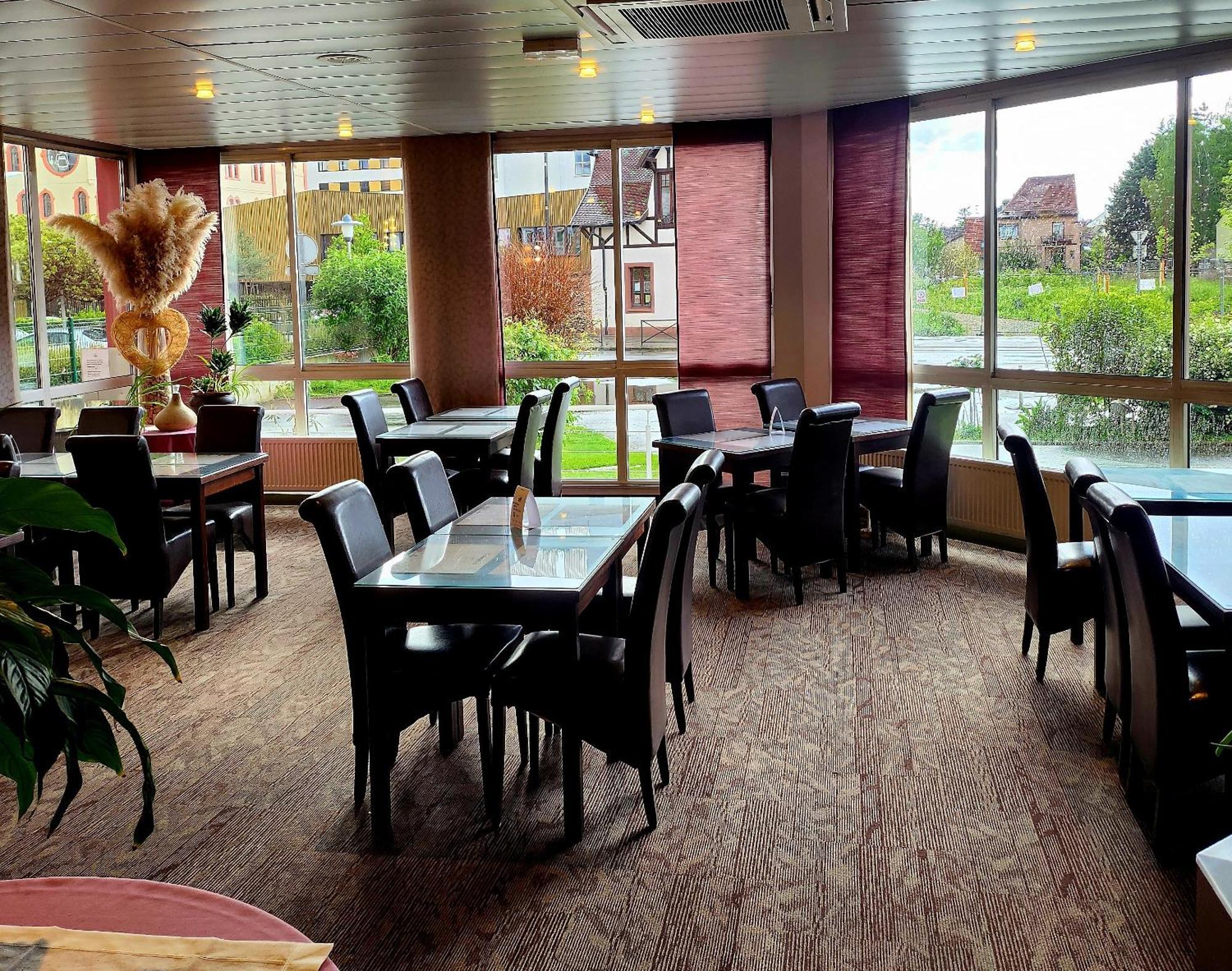 The Originals City, Hotel Le Forum, Strasbourg Nord Schiltigheim Eksteriør billede